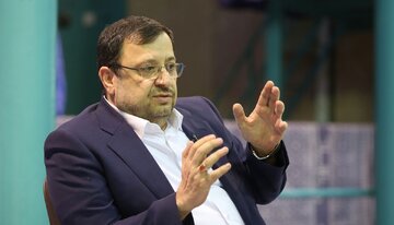 فیروزآبادی: ایلان ماسک نگاه ویژه ای به ایران دارد / ادامه فیلترینگ به زیان توسعه هوش مصنوعی است فیروزآبادی: ایلان ماسک نگاه ویژه ای به ایران دارد / ادامه فیلترینگ به زیان توسعه هوش مصنوعی است