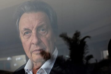 افشاگری پدر ایلان ماسک: او دروغ میگوید، میخواهد جلب توجه کند افشاگری پدر ایلان ماسک: او دروغ میگوید، میخواهد جلب توجه کند