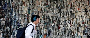 اولین گوشی هوشمند جهان را کدام شرکت ساخت؟ اولین گوشی هوشمند جهان را کدام شرکت ساخت؟