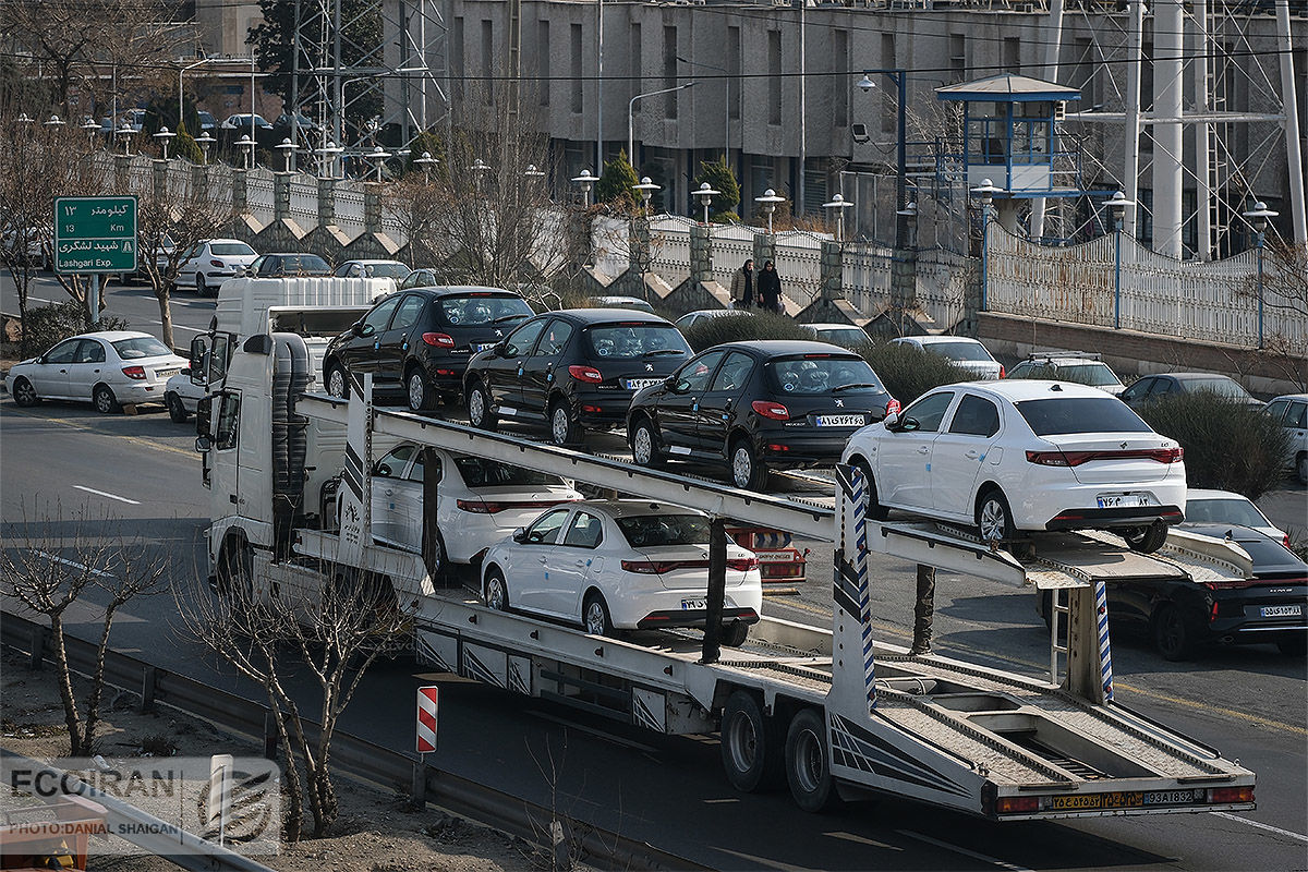 ایران خودرو پول لازم شد / خودروهای لاکچری بخط شدند / سوگلی ایران خودرویی ها نیامده از دسترس خارج شد
