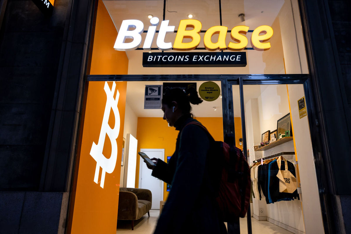 رشد ۱۵ درصدی بیت‌کوین در هفته‌ای پرتلاطم