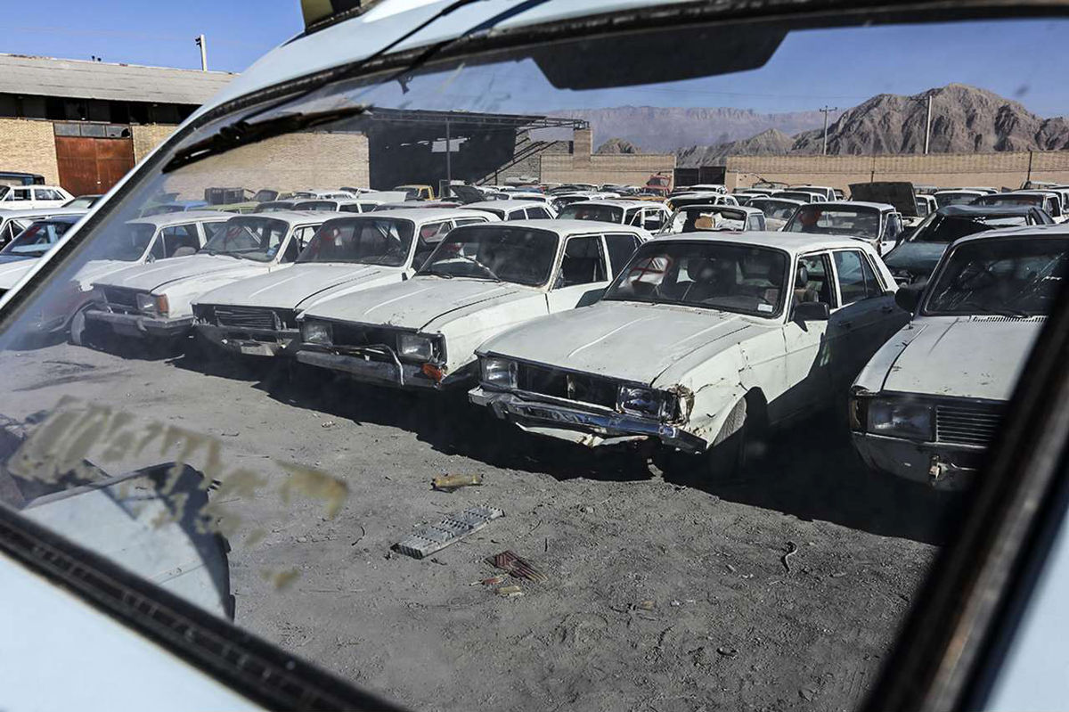 صاحبان خودروهای فرسوده با این خبر به صف می شوند / اسقاط خودرو روی دور افتاد؟ صاحبان خودروهای فرسوده با این خبر به صف می شوند / اسقاط خودرو روی دور افتاد؟