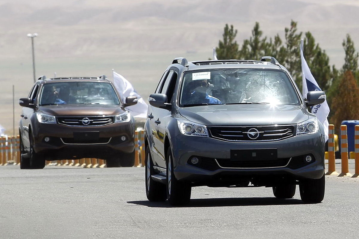 هایما و دنا ۳۰ میلیون ارزان شدند / بازار خودرو تحت تأثیر مذاکرات +جدول قیمت