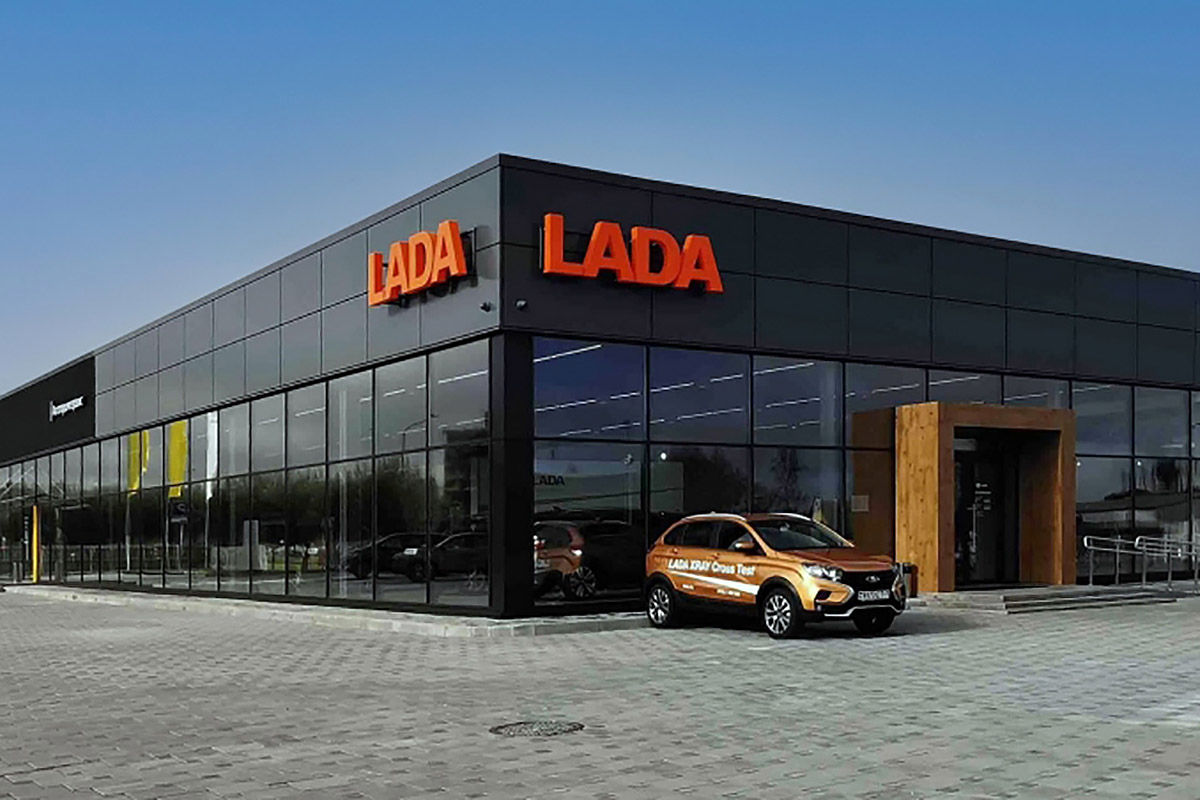 ورود خودروساز روسی «لادا» به ایران/ واکنشها چیست؟ ورود خودروساز روسی «لادا» به ایران/ واکنشها چیست؟