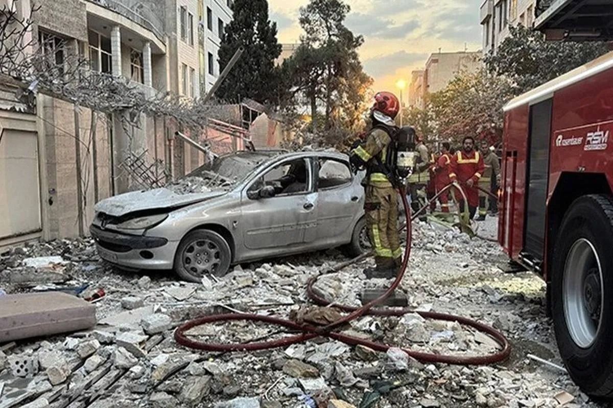 خبر خوش وزیر صمت درباره خودروهای آسیبدیده در جنگ خبر خوش وزیر صمت درباره خودروهای آسیبدیده در جنگ