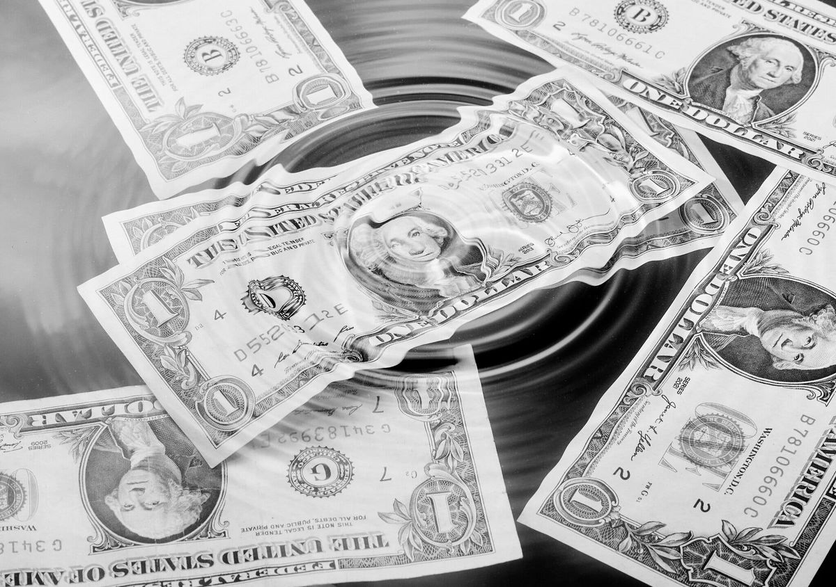 رقص بازار ارز بر تیغ اخبار ژئوپلیتیک؛ قیمت دلار در انتظار یک سیگنال جدید رقص بازار ارز بر تیغ اخبار ژئوپلیتیک؛ قیمت دلار در انتظار یک سیگنال جدید