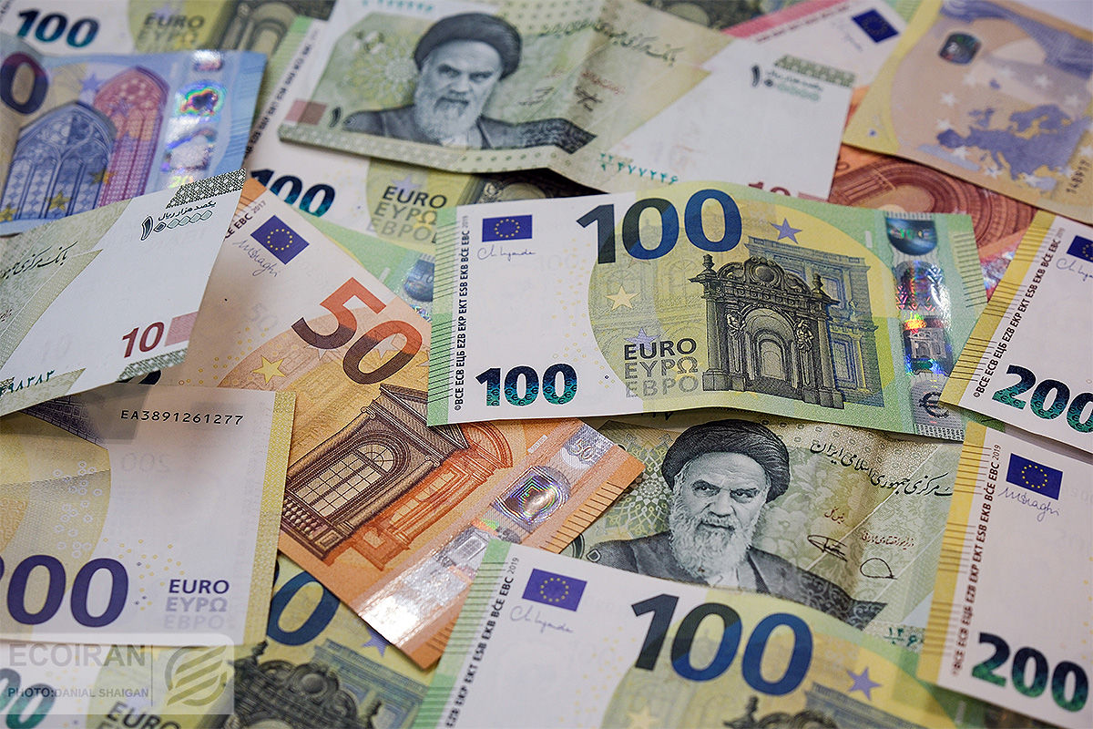 قیمت یورو در ایران ارزان‌تر از جهان