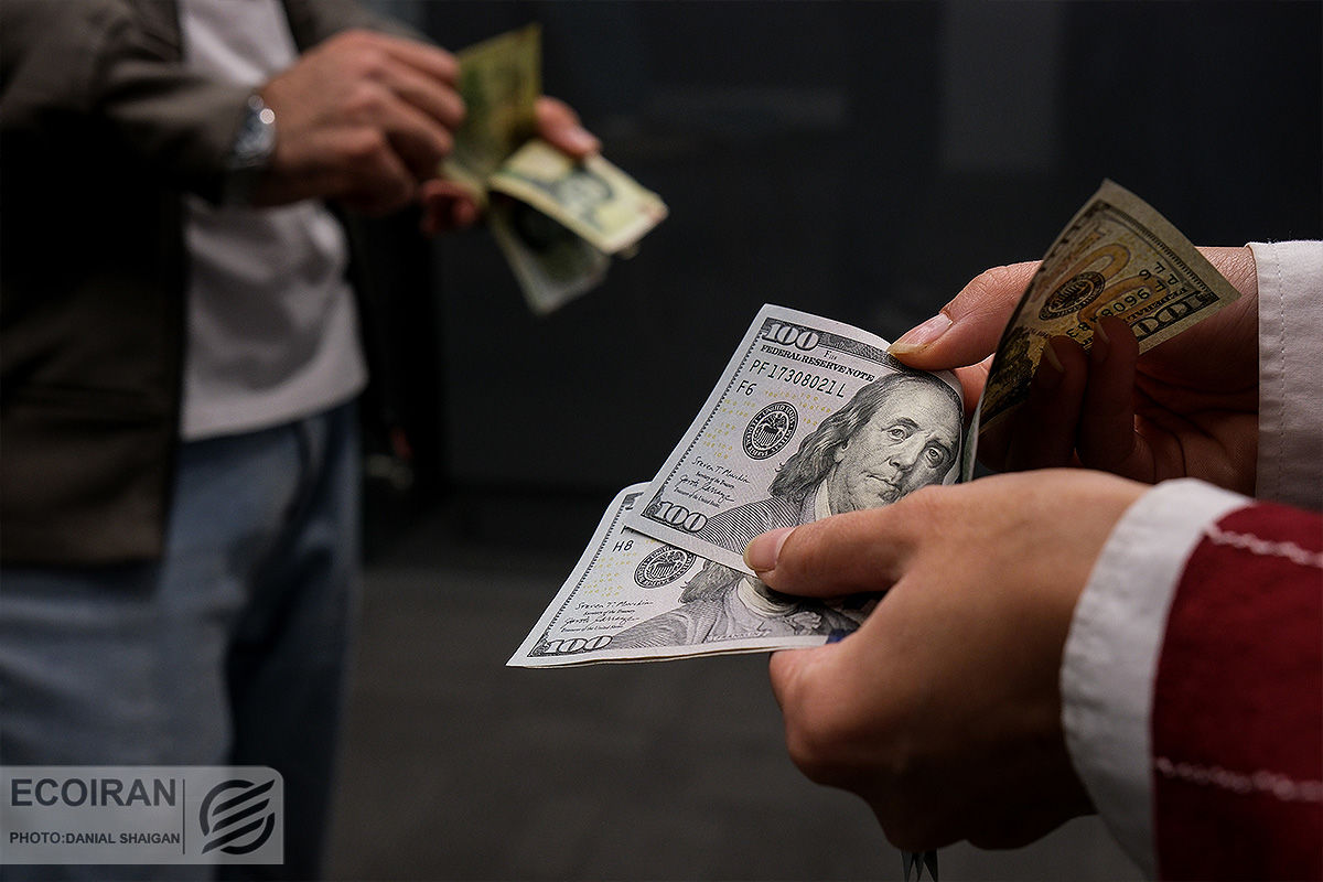 قیمت امروز دلار، یورو و درهم/ قیمت اسکانس سبز در محدوده تعادلی میماند؟ قیمت امروز دلار، یورو و درهم/ قیمت اسکانس سبز در محدوده تعادلی میماند؟