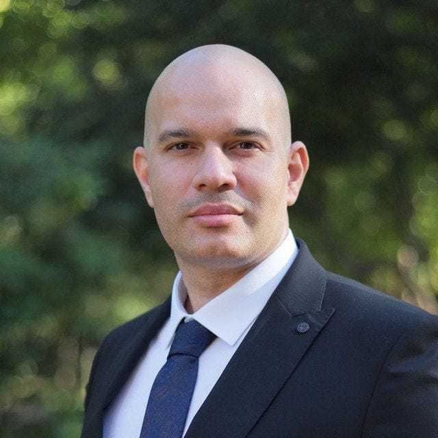 معرفی سعید فیضیان؛ مدرس و تحلیل‌گر و تریدر برجسته بازارهای مالی فارکس و کریپتو و مؤسس کانال‌های VIP ترید و سبد ارزی ۲۰۲۵