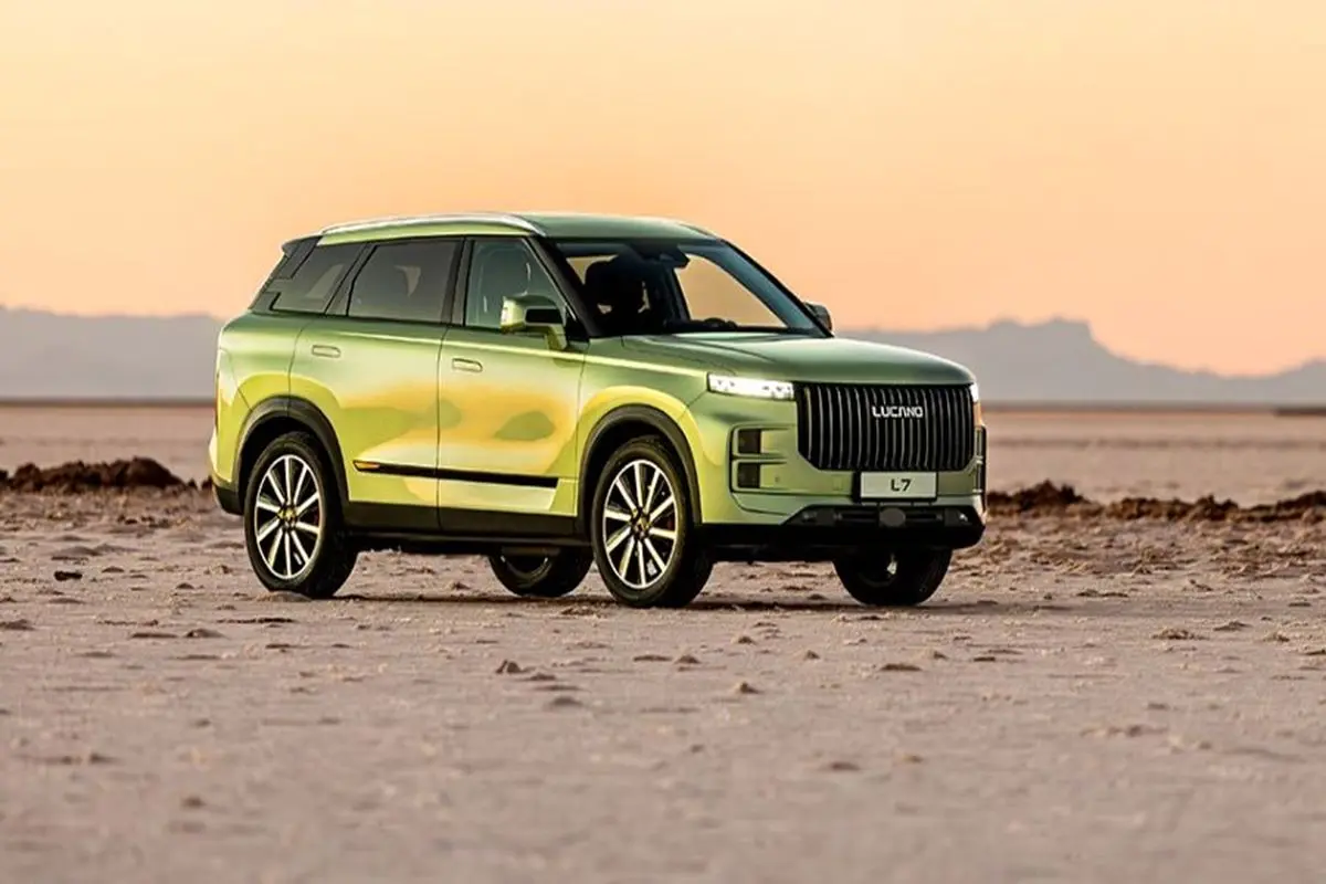 آخرین قیمت خودروهای داخلی و وارداتی امروز چهارشنبه ۵ آذر ۱۴۰۴/ این خودروها در یک روز  ۵۰ میلیون گران‌تر شدند