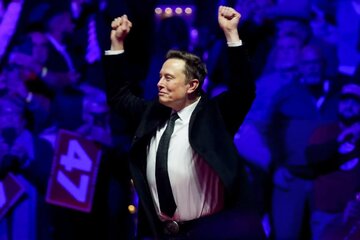 رکورد تاریخی ایلان ماسک: اولین فرد در دنیا با ثروت ۶۰۰ میلیارد دلار