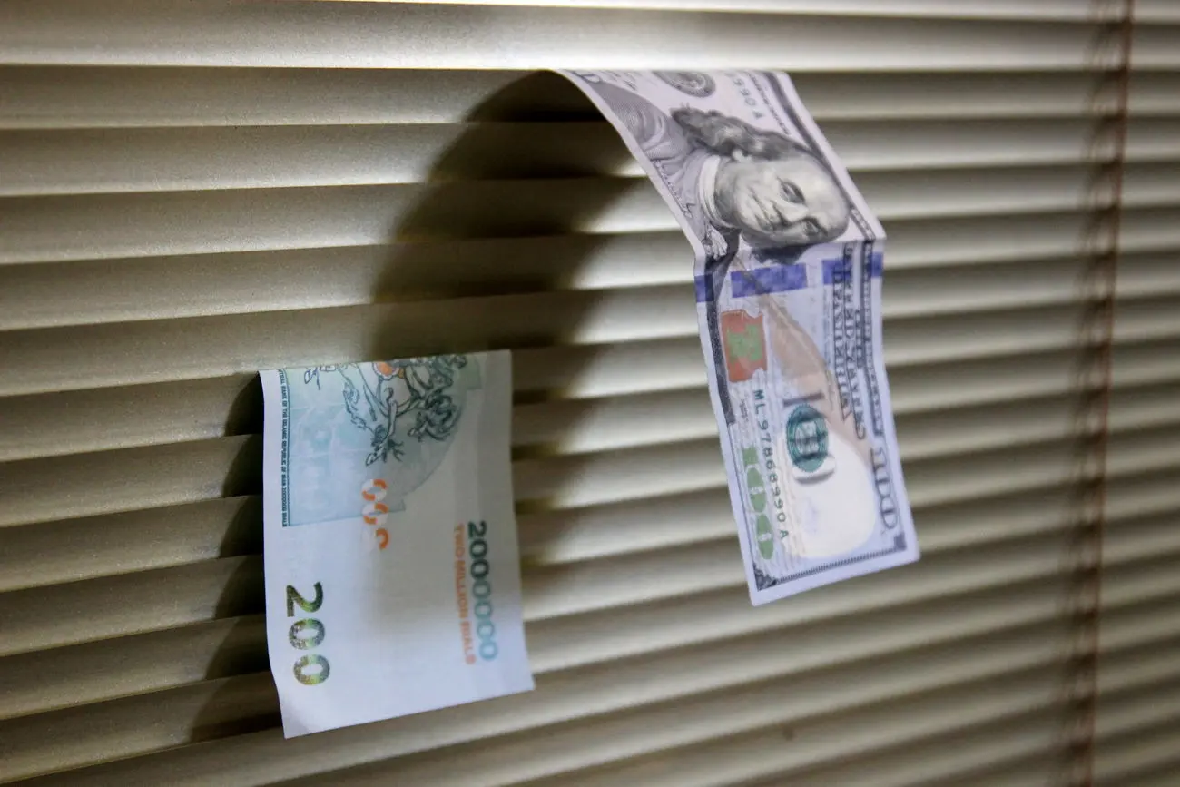 آخرین قیمت دلار امروز شنبه 25بهمن/ کاهش قیمت دلار + جدول آخرین قیمت دلار امروز شنبه ۲۵بهمن/ کاهش قیمت دلار + جدول