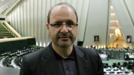 اعتراضات را به سیاست ارزی گره نزنید؛ منافع حامیان ارز ترجیحی قطع شد