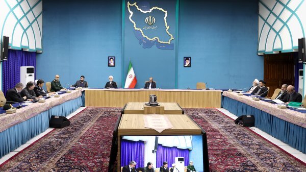 رفع فیلترینگ از اختیارات قانونی رئیسجمهور نیست / نهادهای مدنی و صنفی مطالبهگر شوند قفل فیلترینگ با کلید اصناف باز میشود نه وعده رئیسجمهور