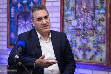 معاون وزیر ارتباطات: شایعات درباره تغییر معماری اینترنت کشور بیاساس است معاون وزیر ارتباطات: شایعات درباره تغییر معماری اینترنت کشور بیاساس است