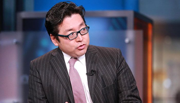 پاسخ قاطع تام لی به انتقادات از ضرر ۶ میلیارد دلاری اتریوم در ترازنامه بیت ماین