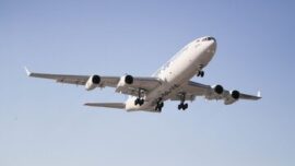 چرا هواپیماها در ارتفاع ۳۵ هزار پا پرواز میکنند؟