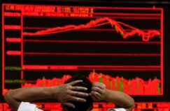 افزایش جنون آمیز قیمت نفت / بازار سهام ژاپن فروریخت