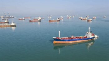 افزایش سرسام‌آور هزینه بیمه کشتی ها / وعده اسکورت دریایی آمریکا قابل تحقق است؟