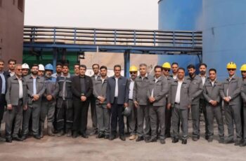 تداوم چرخ تولید در «گهرزمین»/ بازدید میدانی مدیرعامل از جبهه‌های عملیاتی معدن و کارخانه