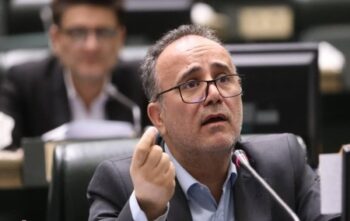 بازسازی فولاد مبارکه و فولاد خوزستان یک ضرورت فوری است / نقش بورس صرفاً جمع‌آوری سرمایه نیست