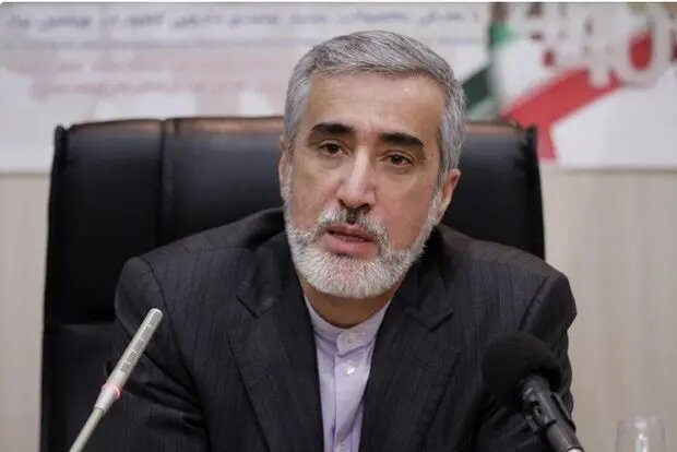 پیرصالحی: دارو نباید بدون ضوابط علمی تجویز شود