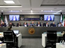 مدنی‌زاده: روش فعلی قیمت‌گذاری دارو پاسخگو نیست | همتی: محدودیت بانکی صادرکنندگان عراق رفع می‌شود