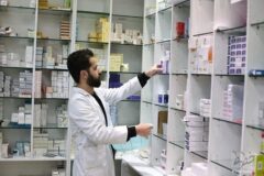 ارائه بیش از ۶۰۰ هزار خدمت دارویی در ۳۸ داروخانه جمعیت هلال‌احمر