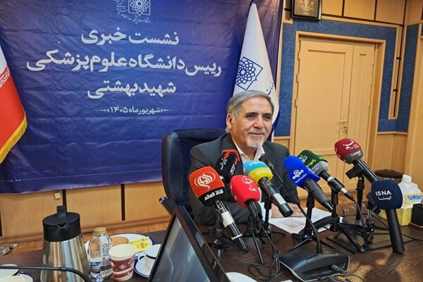قیداری: بیماران بدحال در بیمارستانهای دولتی پذیرش میشوند قیداری: بیماران بدحال در بیمارستانهای دولتی پذیرش میشوند